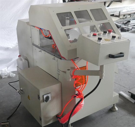 铝型材切割机-45&deg;及90&deg;切割