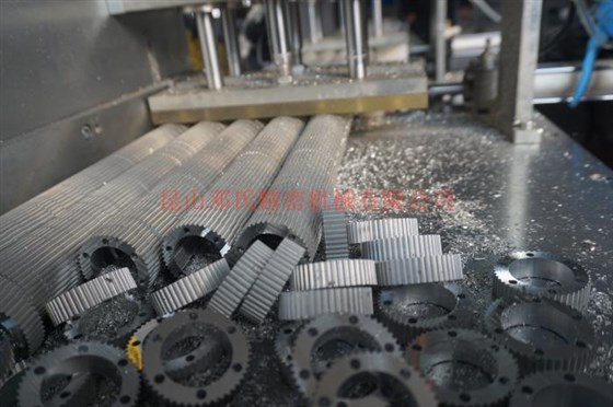 全自动切铝机 全自动切铝机