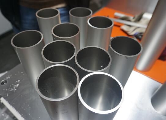 【广西】铝管专用切割机选择分离式切铝机光滑无毛刺，客户即刻“行动”了