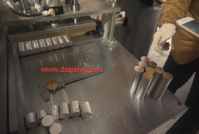 【上海】选择邓氏全自动锯铝机，切割直径100mm铝棒做汽车配件