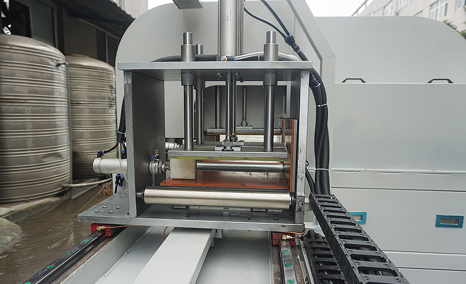 大型铝型材切割机