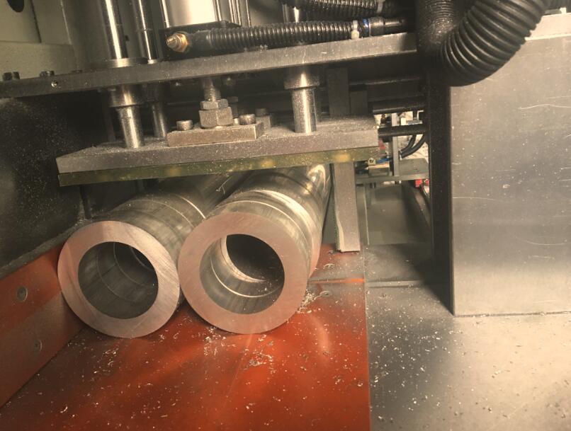 【常州】用上了邓氏DS-A400全自动切铝机，多亏了朋友介绍